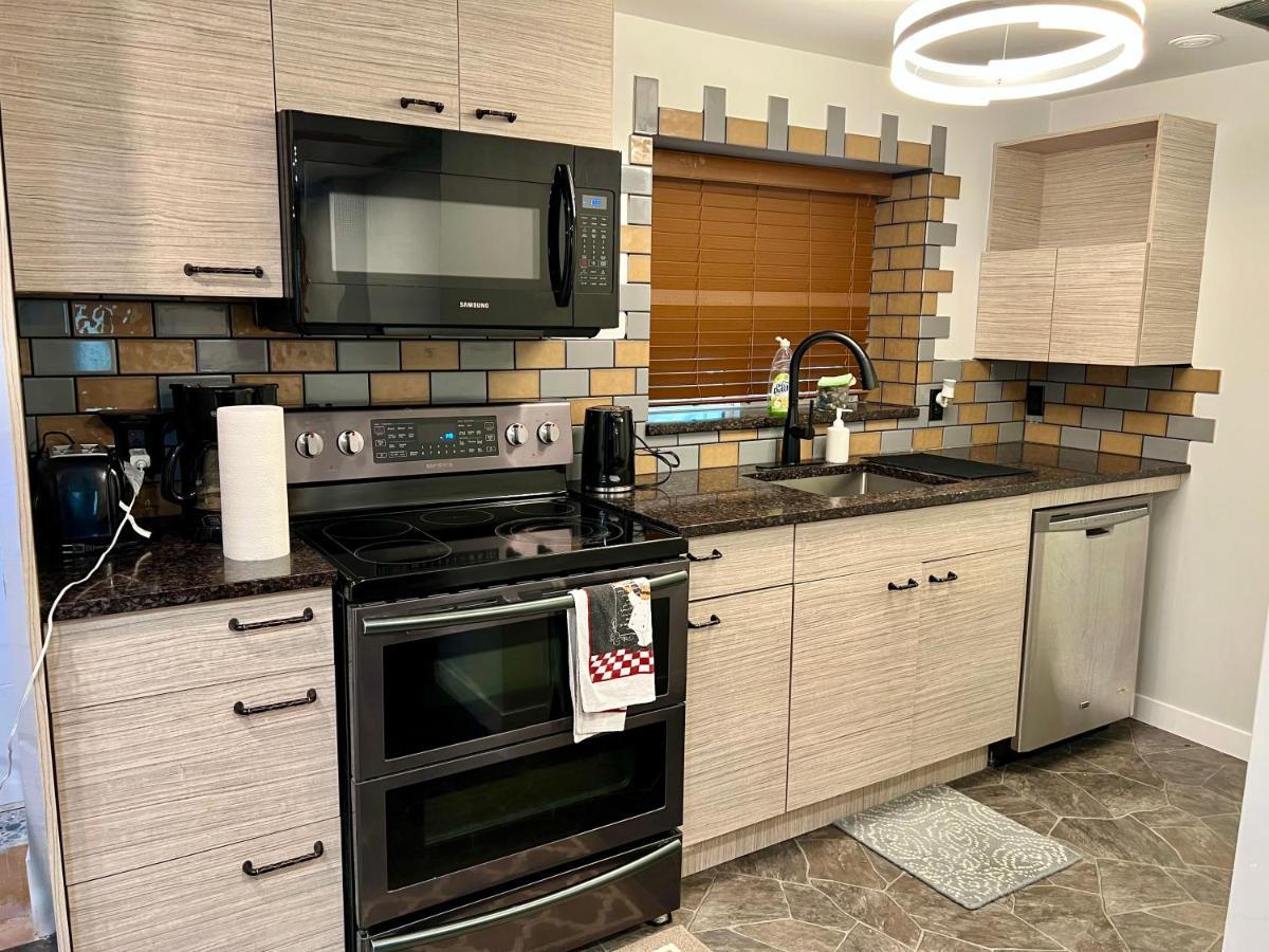 Resort Style Home Living Дельта Экстерьер фото